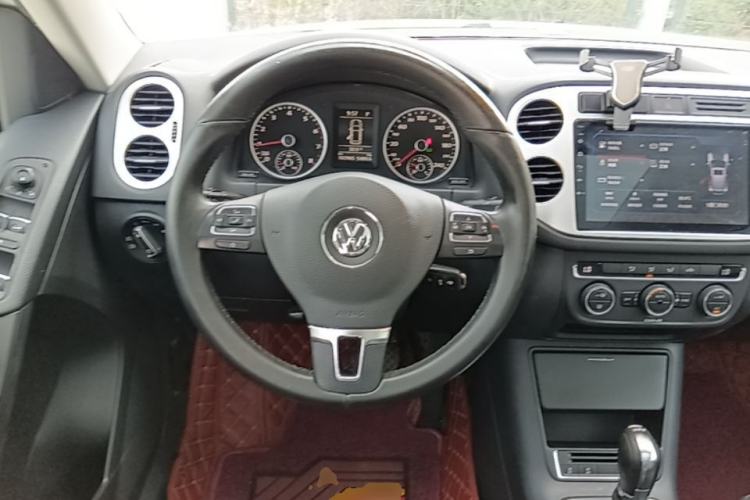 Used Volkswagen Tiguan 2016 280TSI Automatic Two-Wheel Drive Silk Road Comfort Edition Steering Wheel