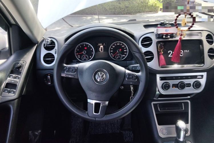 Used Volkswagen Tiguan 2016 280TSI Automatic Two-Wheel Drive Silk Road Comfort Edition Steering Wheel