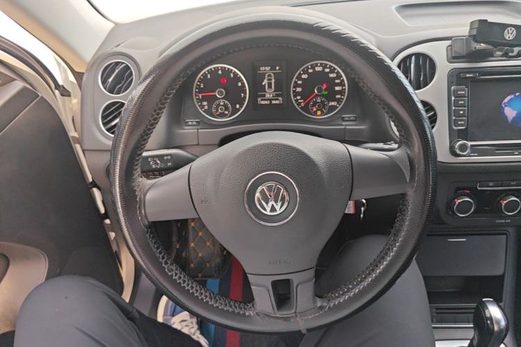 Used Volkswagen Tiguan 2016 300TSI Automatic Two-Wheel Drive Trend Edition Steering Wheel