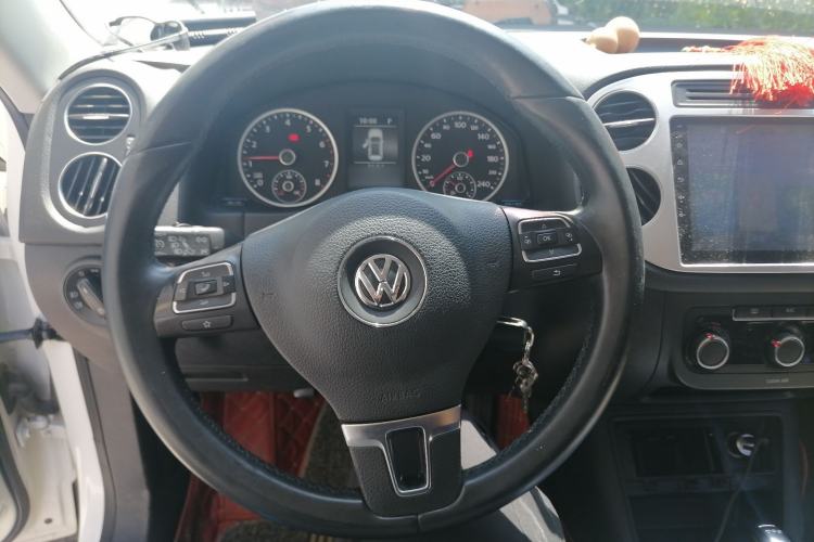 Used Volkswagen Tiguan 2016 280TSI Automatic Two-Wheel-Drive Silk Road Style Edition Steering Wheel