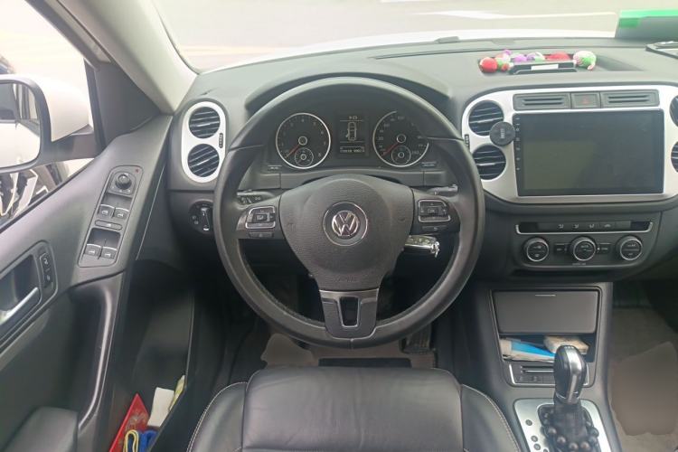 Used Volkswagen Tiguan 2016 280TSI Automatic Two-Wheel Drive Silk Road Comfort Edition Steering Wheel