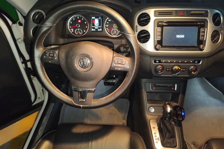 Used Volkswagen Tiguan 2016 300TSI Automatic Two-Wheel Drive Luxury Edition Steering Wheel