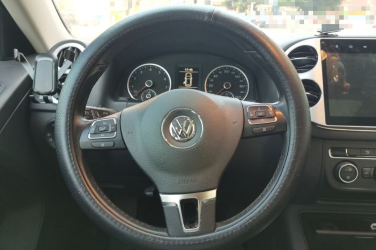Used Volkswagen Tiguan 2016 280TSI Automatic Two-Wheel Drive Silk Road Comfort Edition Steering Wheel