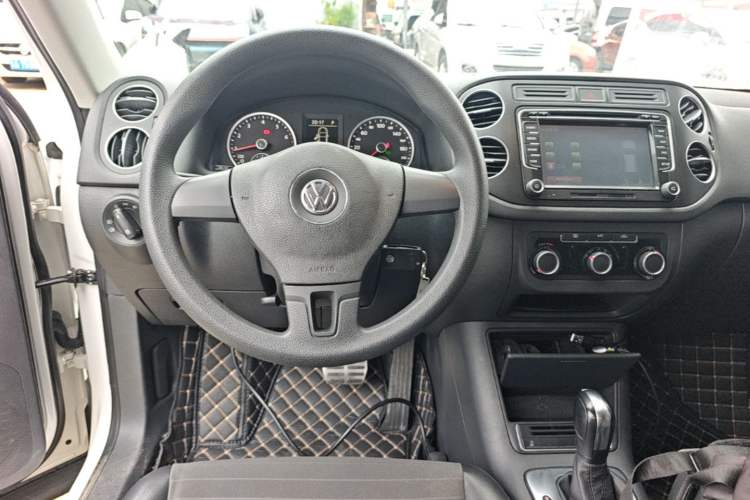 Used Volkswagen Tiguan 2016 300TSI Automatic Two-Wheel Drive Trend Edition Steering Wheel