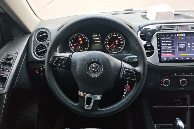 Used Volkswagen Tiguan 2016 300TSI Automatic Two-Wheel Drive Trend Edition Steering Wheel