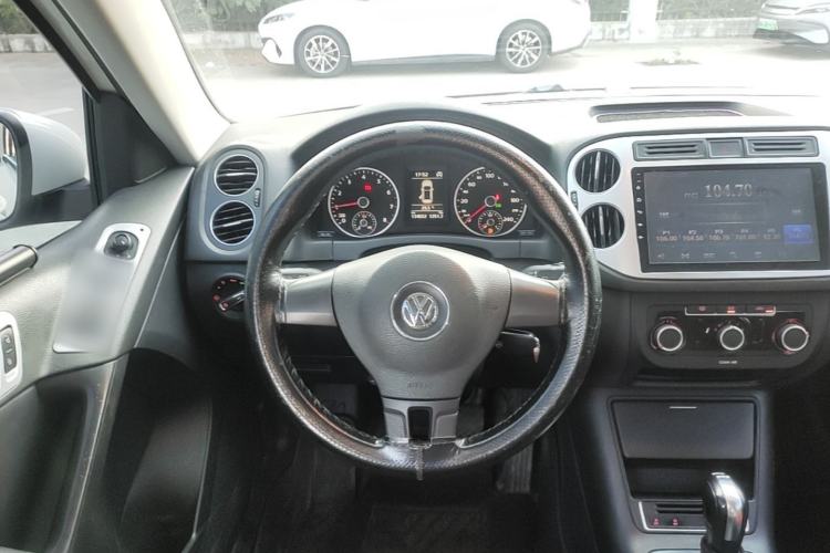 Used Volkswagen Tiguan 2016 280TSI Automatic Two-Wheel-Drive Silk Road Style Edition Steering Wheel