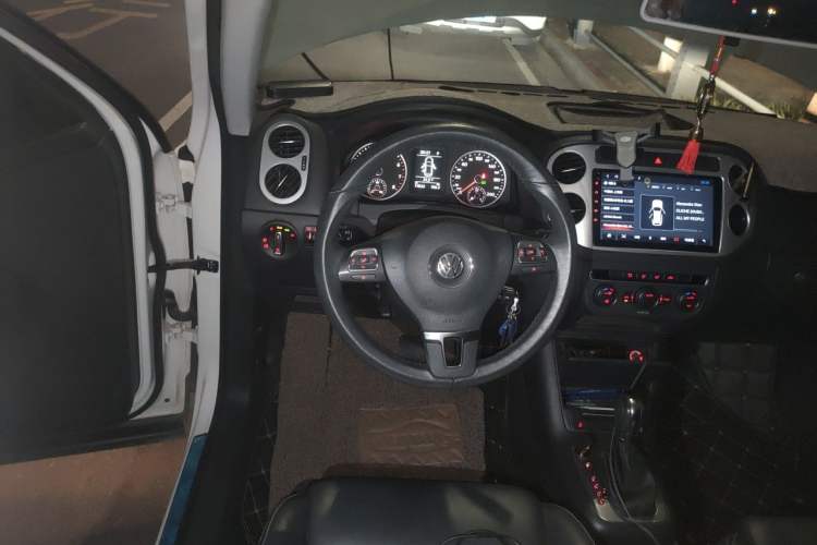 Used Volkswagen Tiguan 2016 300TSI Automatic Two-Wheel Drive Comfort Edition Steering Wheel
