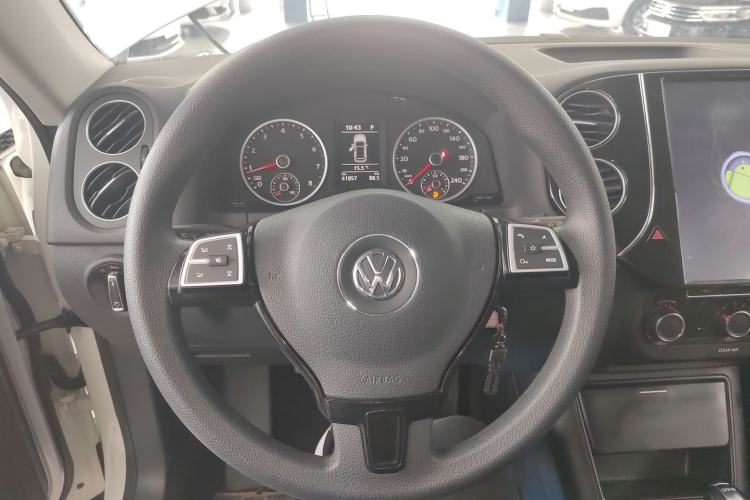 Used Volkswagen Tiguan 2016 280TSI Automatic Two-Wheel-Drive Silk Road Style Edition Steering Wheel