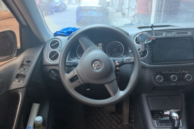 Used Volkswagen Tiguan 2016 280TSI Automatic Two-Wheel-Drive Silk Road Style Edition Steering Wheel