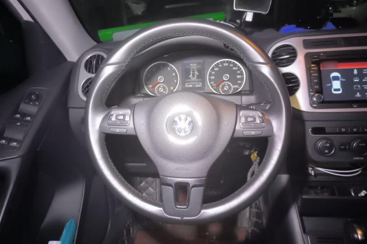 Used Volkswagen Tiguan 2016 300TSI Automatic All-Wheel Drive Fashion Vision Edition Steering Wheel
