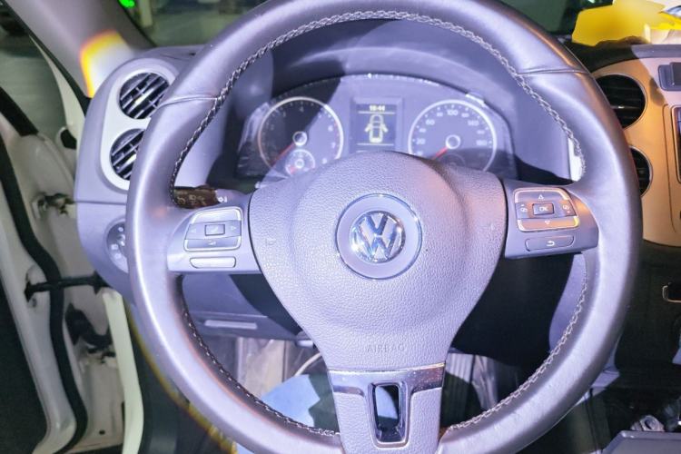 Used Volkswagen Tiguan 2016 300TSI Automatic All-Wheel Drive Fashion Vision Edition Steering Wheel