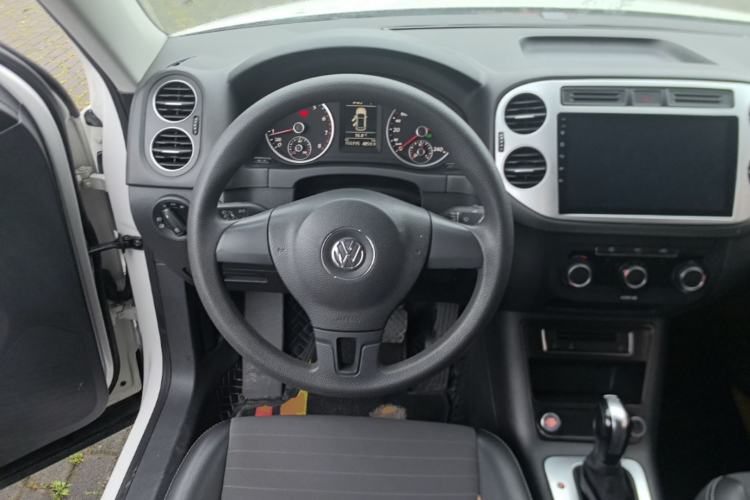 Used Volkswagen Tiguan 2016 280TSI Automatic Two-Wheel-Drive Silk Road Style Edition Steering Wheel