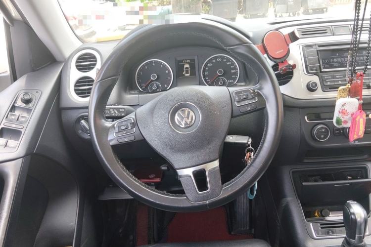 Used Volkswagen Tiguan 2016 280TSI Automatic Two-Wheel Drive Silk Road Comfort Edition Steering Wheel