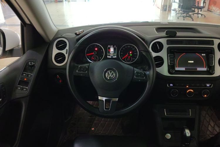 Used Volkswagen Tiguan 2016 300TSI Automatic Two-Wheel Drive Luxury Edition Steering Wheel