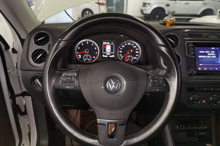 Used Volkswagen Tiguan 2016 2.0 TSI Four-Wheel Drive Standard Version Steering Wheel