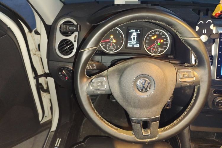 Used Volkswagen Tiguan 2016 280TSI Automatic Two-Wheel Drive Silk Road Comfort Edition Steering Wheel