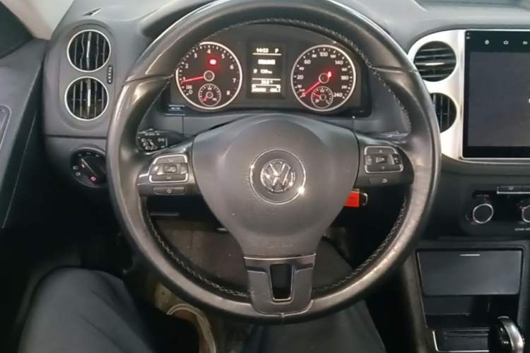 Used Volkswagen Tiguan 2016 300TSI Automatic Two-Wheel Drive Trend Edition Steering Wheel