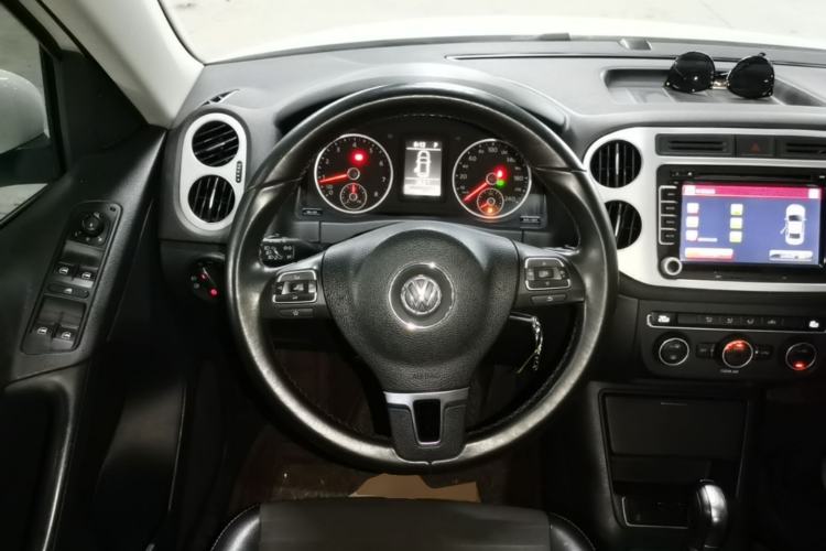 Used Volkswagen Tiguan 2016 300TSI Automatic All-Wheel Drive Fashion Vision Edition Steering Wheel
