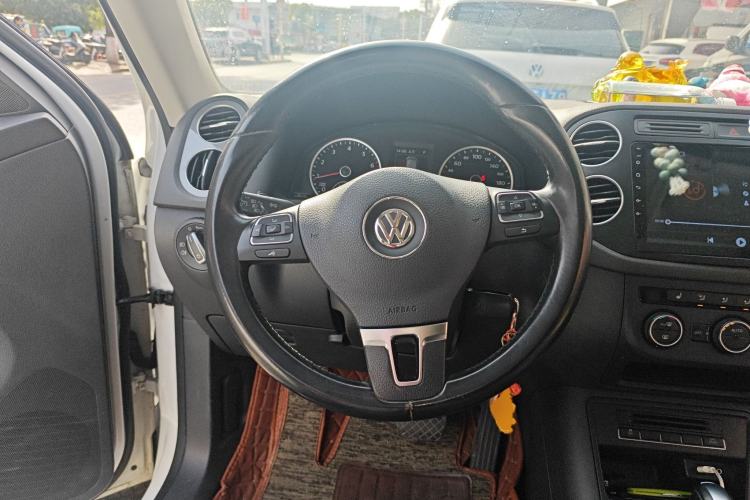 Used Volkswagen Tiguan 2016 2.0 TSI Four-Wheel Drive Elite Version Steering Wheel