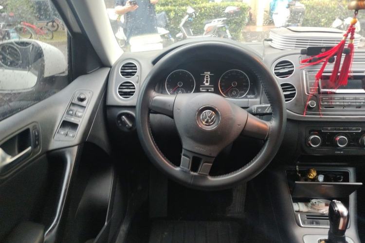 Used Volkswagen Tiguan 2016 280TSI Automatic Two-Wheel-Drive Silk Road Style Edition Steering Wheel