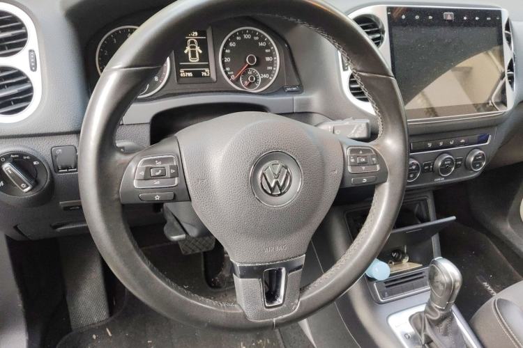 Used Volkswagen Tiguan 2016 300TSI Automatic All-Wheel Drive Fashion Vision Edition Steering Wheel