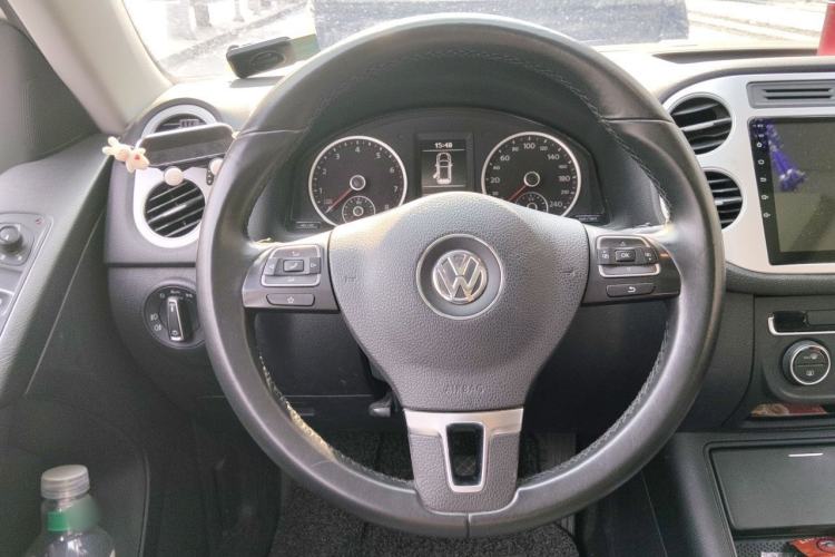 Used Volkswagen Tiguan 2016 280TSI Automatic Two-Wheel Drive Silk Road Comfort Edition Steering Wheel