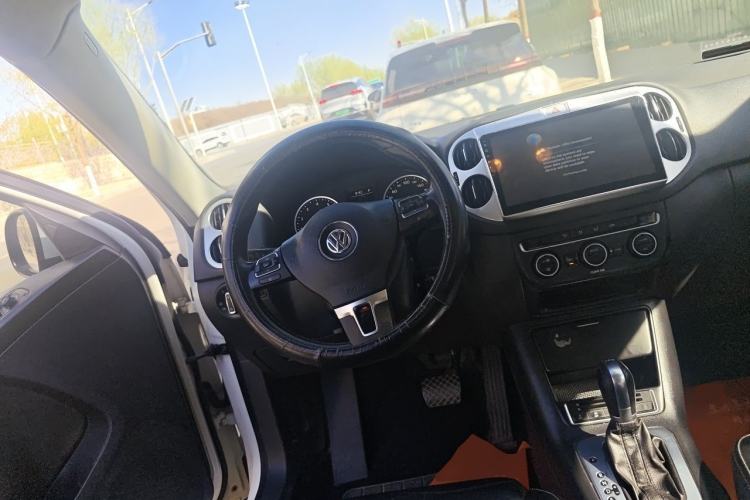 Used Volkswagen Tiguan 2016 280TSI Automatic Two-Wheel Drive Silk Road Comfort Edition Steering Wheel