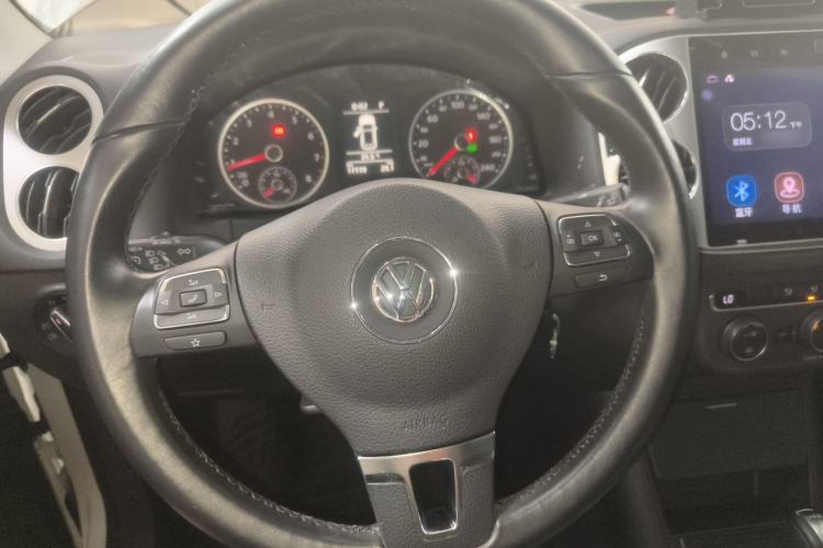 Used Volkswagen Tiguan 2016 280TSI Automatic Two-Wheel Drive Silk Road Comfort Edition Steering Wheel
