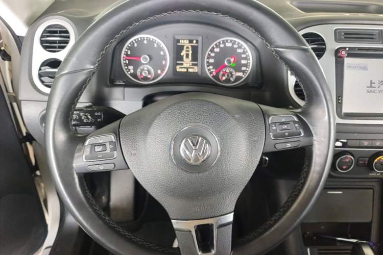 Used Volkswagen Tiguan 2016 300TSI Automatic Two-Wheel Drive Comfort Edition Steering Wheel
