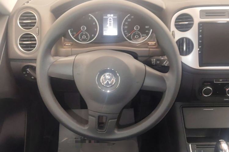 Used Volkswagen Tiguan 2016 280TSI Automatic Two-Wheel-Drive Silk Road Style Edition Steering Wheel