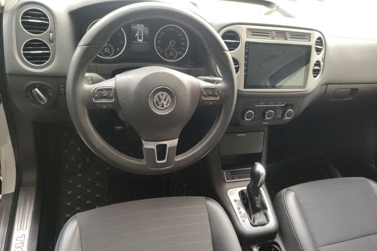 Used Volkswagen Tiguan 2016 280TSI Automatic Two-Wheel-Drive Silk Road Style Edition Steering Wheel