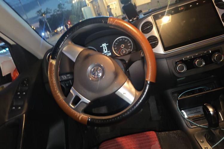 Used Volkswagen Tiguan 2016 300TSI Automatic Two-Wheel Drive Trend Edition Steering Wheel