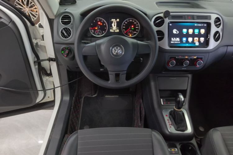 Used Volkswagen Tiguan 2016 280TSI Automatic Two-Wheel-Drive Silk Road Style Edition Steering Wheel