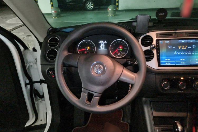 Used Volkswagen Tiguan 2016 300TSI Automatic Two-Wheel Drive Trend Edition Steering Wheel