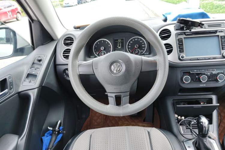 Used Volkswagen Tiguan 2016 300TSI Automatic Two-Wheel Drive Trend Edition Steering Wheel