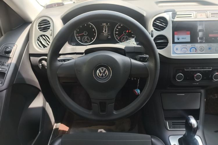 Used Volkswagen Tiguan 2016 300TSI Automatic Two-Wheel Drive Trend Edition Steering Wheel