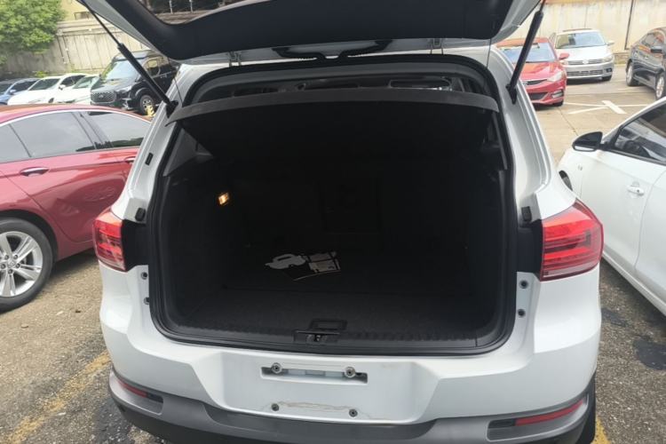 Used Volkswagen Tiguan 2016 280TSI Automatic Two-Wheel Drive Silk Road Comfort Edition Trunk