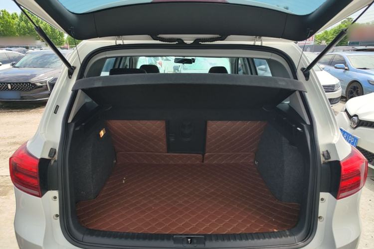 Used Volkswagen Tiguan 2016 300TSI Automatic All-Wheel Drive Fashion Vision Edition Trunk