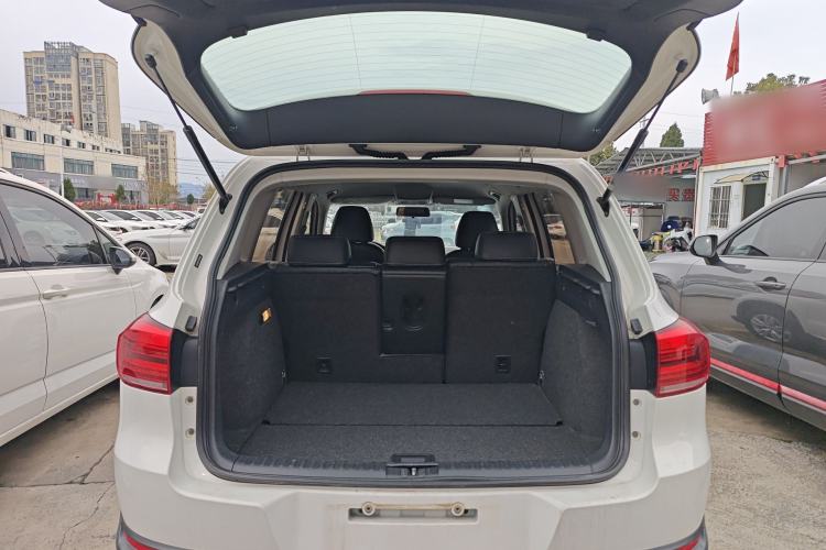 Used Volkswagen Tiguan 2016 300TSI Automatic Two-Wheel Drive Trend Edition Trunk
