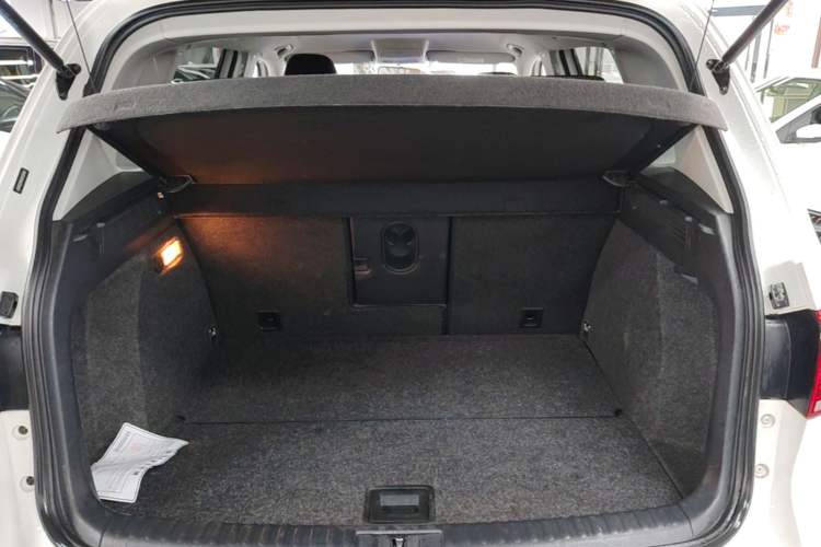 Used Volkswagen Tiguan 2016 280TSI Automatic Two-Wheel-Drive Silk Road Style Edition Trunk