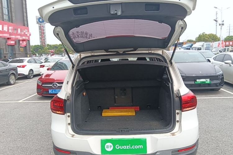 Used Volkswagen Tiguan 2016 280TSI Automatic Two-Wheel-Drive Silk Road Style Edition Trunk