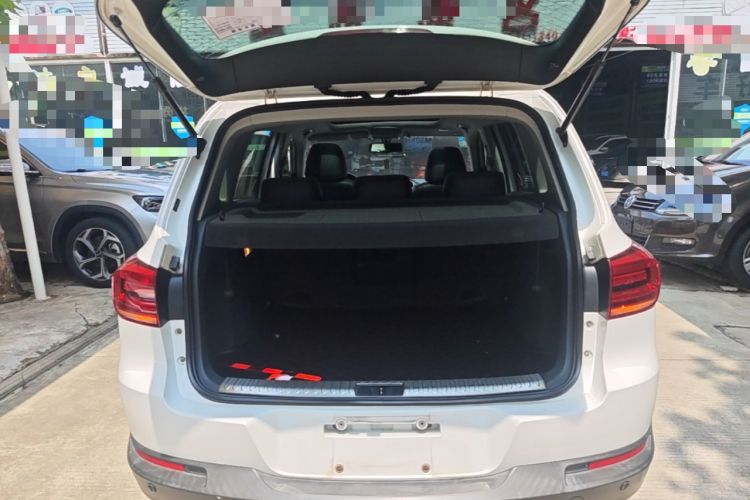 Used Volkswagen Tiguan 2016 300TSI Automatic Two-Wheel Drive Luxury Edition Trunk