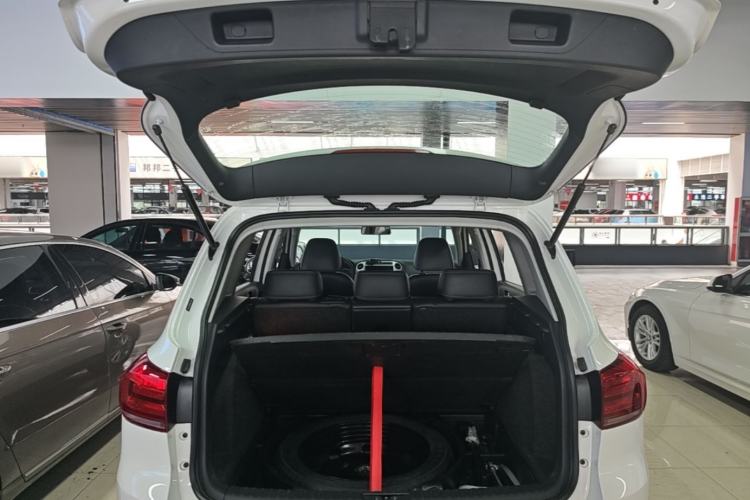 Used Volkswagen Tiguan 2016 280TSI Automatic Two-Wheel-Drive Silk Road Style Edition Trunk
