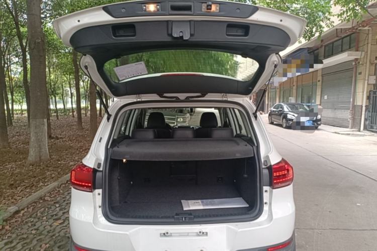 Used Volkswagen Tiguan 2016 280TSI Automatic Two-Wheel-Drive Silk Road Style Edition Trunk
