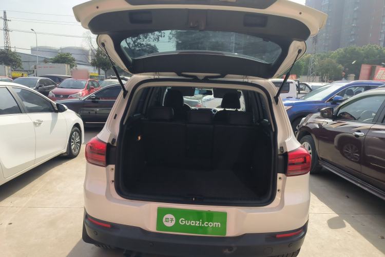 Used Volkswagen Tiguan 2016 280TSI Automatic Two-Wheel-Drive Silk Road Style Edition Trunk