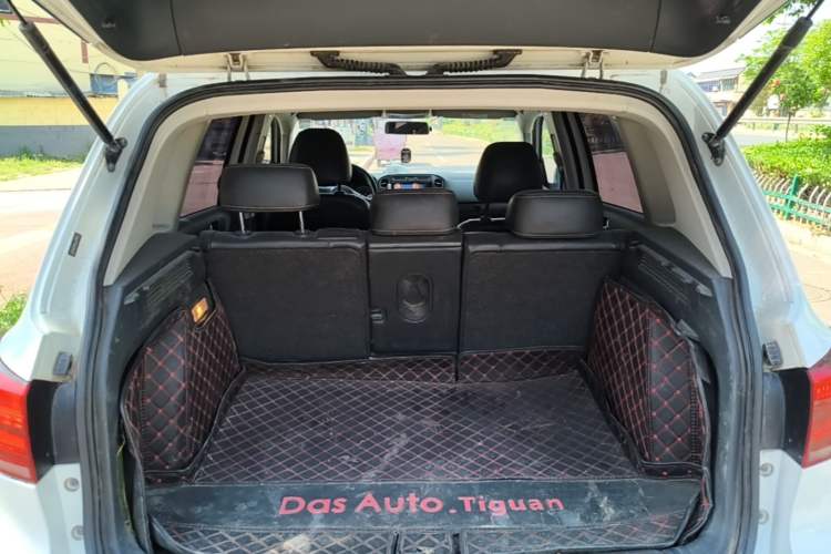 Used Volkswagen Tiguan 2016 280TSI Automatic Two-Wheel-Drive Silk Road Style Edition Trunk