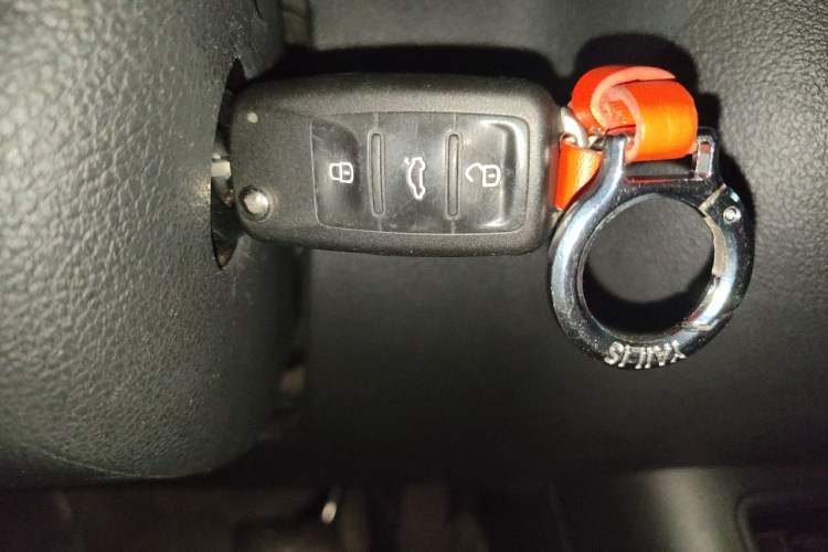 Used Volkswagen Tiguan 2016 300TSI Automatic Two-Wheel Drive Comfort Edition Vehicle Key