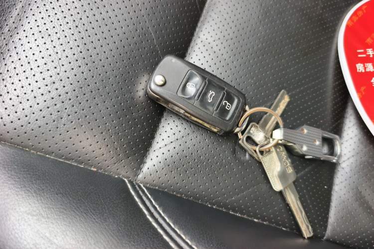 Used Volkswagen Tiguan 2016 300TSI Automatic All-Wheel Drive Luxury Edition Vehicle Key