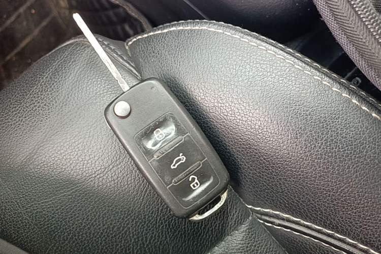 Used Volkswagen Tiguan 2016 300TSI Automatic Two-Wheel Drive Comfort Edition Vehicle Key