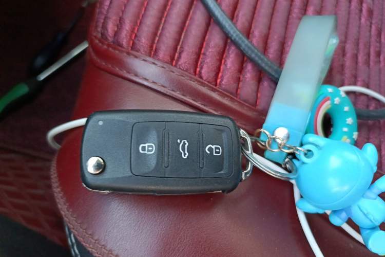 Used Volkswagen Tiguan 2016 300TSI Manual Two-Wheel Drive Trend Edition Vehicle Key